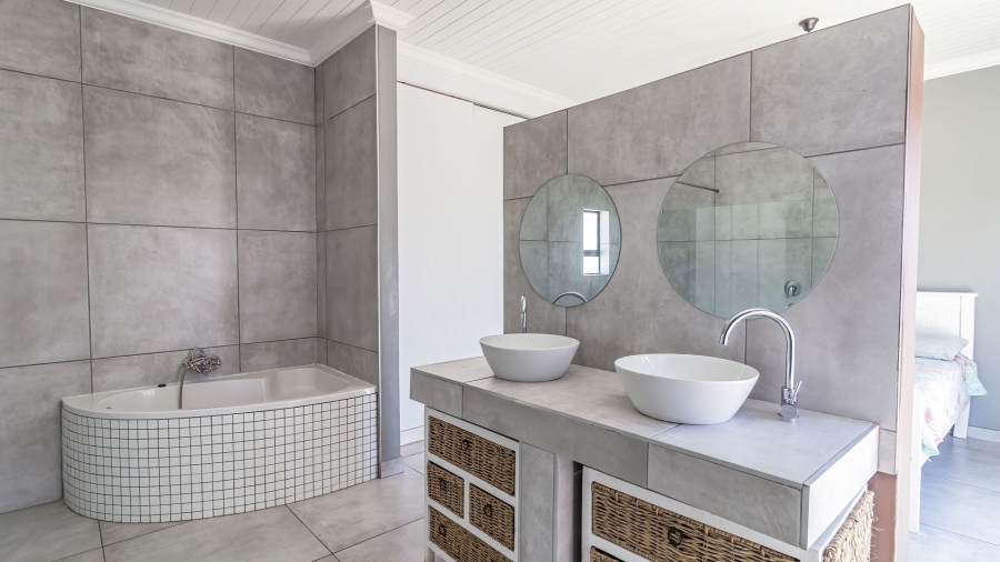 To Let 3 Bedroom Property for Rent in Atlantic Sands Private Estate Western Cape